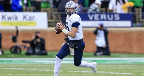 Padgett, Connors lead Rice to 28-7 win over Charlotte